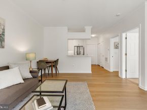 4551 Strutfield Lane 4212, Alexandria VA 22311