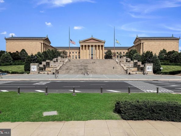 1923 Poplar Street, Philadelphia PA 19130