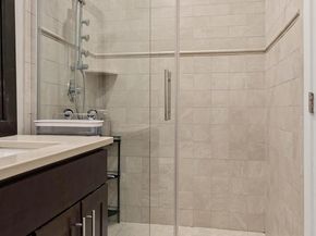 240 Pierce Street, Philadelphia PA 19148