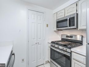 4808 Moorland Lane 314, Bethesda MD 20814