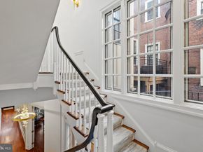 1013 Clinton Street, Philadelphia PA 19107