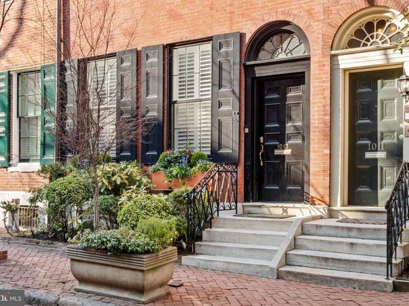 1013 Clinton Street, Philadelphia PA 19107
