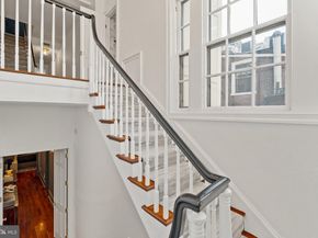 1013 Clinton Street, Philadelphia PA 19107