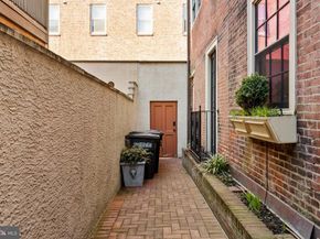 1013 Clinton Street, Philadelphia PA 19107