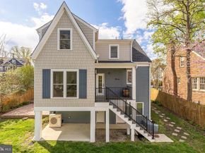 1621 N Quincy Street, Arlington VA 22207