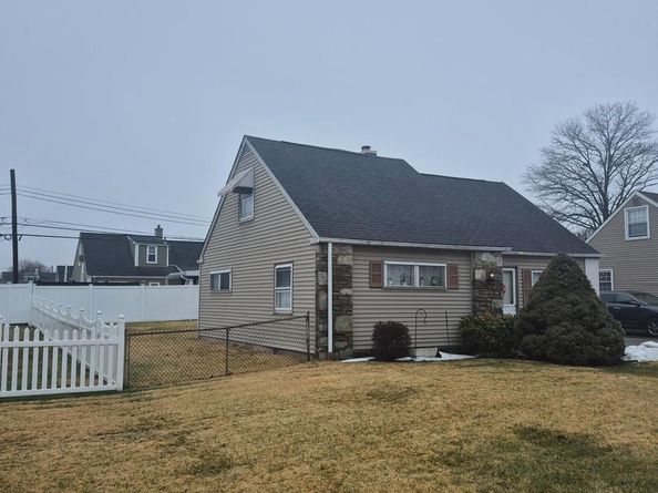 1002 Delray Street, Philadelphia PA 19116