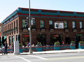 4201 Cathedral Avenue NW 315E, Washington DC 20016