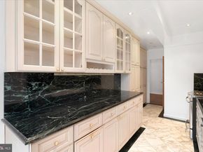 4201 Cathedral Avenue NW 315E, Washington DC 20016