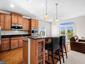 5725 Callcott Way P, Alexandria VA 22312