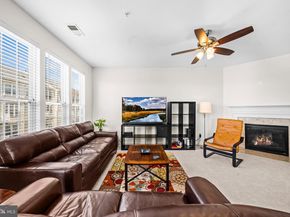 5725 Callcott Way P, Alexandria VA 22312