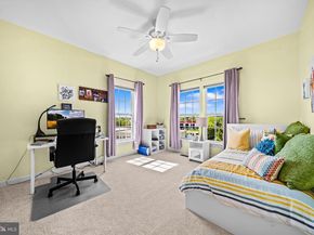 5725 Callcott Way P, Alexandria VA 22312