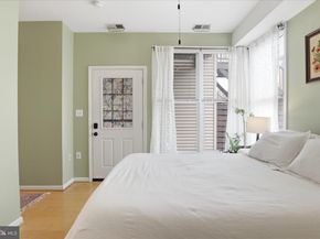 257 14TH Street SE B, Washington DC 20003