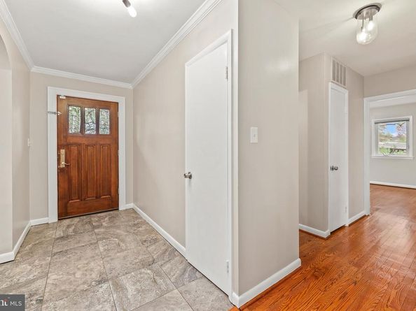 6308 Columbia Pike, Falls Church VA 22041