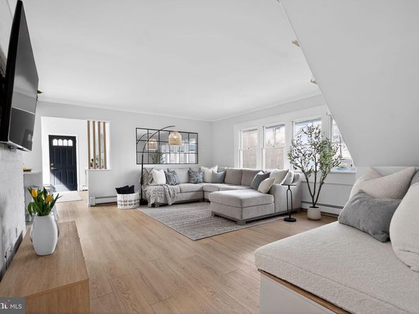 25 Ruby Lane, Levittown PA 19055