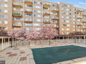 355 I Street SW 310S, Washington DC 20024