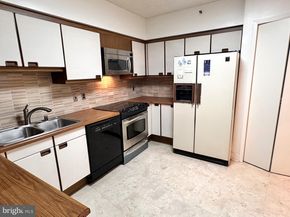 1300 Crystal Drive 901S, Arlington VA 22202