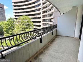 1300 Crystal Drive 901S, Arlington VA 22202