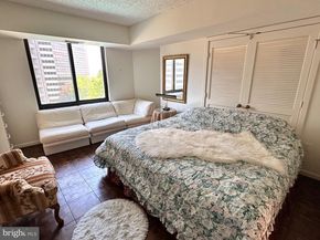 1300 Crystal Drive 901S, Arlington VA 22202