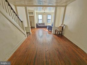 3940 Arcadia Street, Philadelphia PA 19124