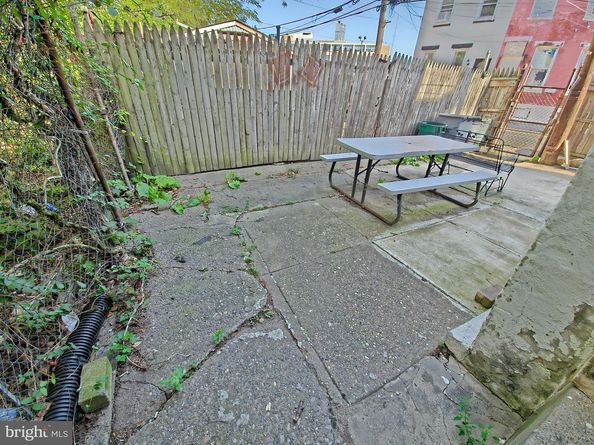 3940 Arcadia Street, Philadelphia PA 19124