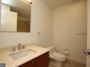 1111 Locust Street 4D, Philadelphia PA 19107