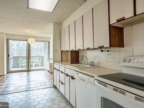 1001 City Avenue E431, Wynnewood PA 19096
