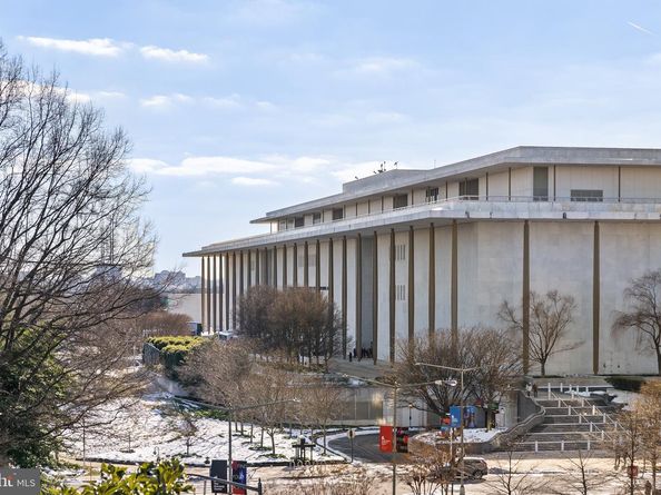 2510 Virginia Avenue NW 512S, Washington DC 20037