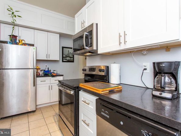 922 S 49TH Street, Philadelphia PA 19143