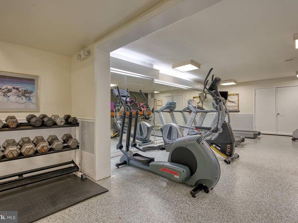 5340 Holmes Run Parkway 101, Alexandria VA 22304