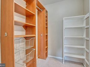 5340 Holmes Run Parkway 101, Alexandria VA 22304