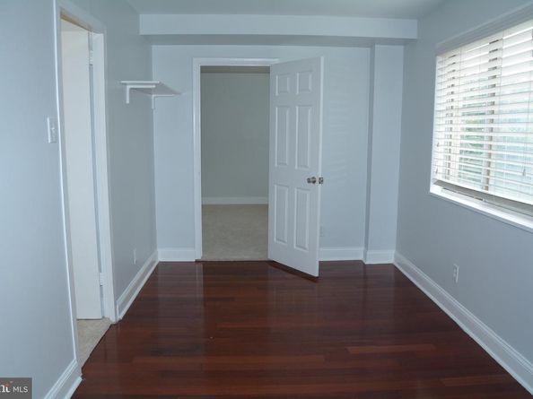 5340 Holmes Run Parkway 101, Alexandria VA 22304