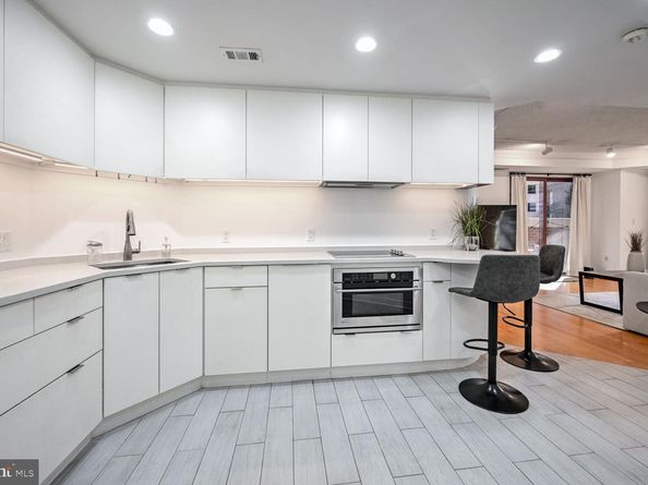 2301 N Street NW 104, Washington DC 20037