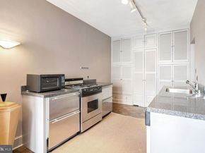 4000 Cathedral Avenue NW 453B, Washington DC 20016