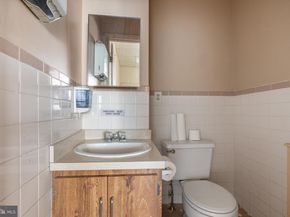 709 E Passyunk Avenue, Philadelphia PA 19147