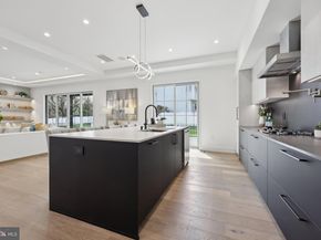 1110 Hillcrest Drive SW, Vienna VA 22180