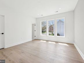 1110 Hillcrest Drive SW, Vienna VA 22180