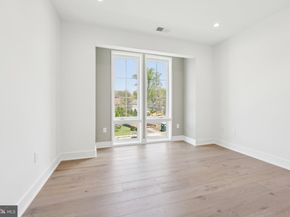 1110 Hillcrest Drive SW, Vienna VA 22180