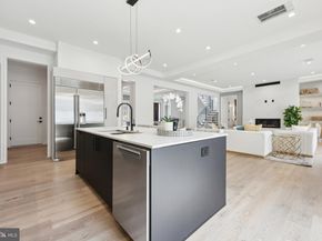 1110 Hillcrest Drive SW, Vienna VA 22180