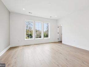 1110 Hillcrest Drive SW, Vienna VA 22180