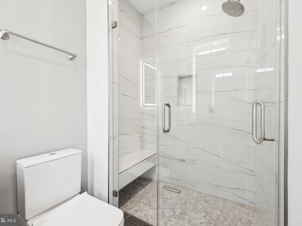 1110 Hillcrest Drive SW, Vienna VA 22180