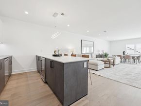 1110 Hillcrest Drive SW, Vienna VA 22180