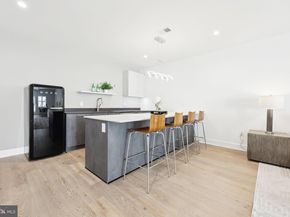 1110 Hillcrest Drive SW, Vienna VA 22180