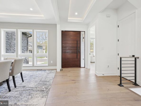 1110 Hillcrest Drive SW, Vienna VA 22180