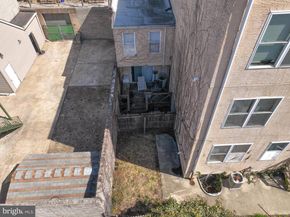 508 N Budd Street, Philadelphia PA 19104