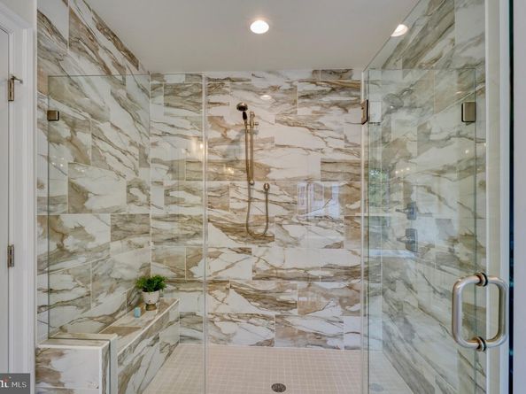 9353 Tovito, Fairfax VA 22031