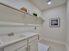 9353 Tovito, Fairfax VA 22031
