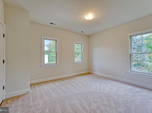 9353 Tovito, Fairfax VA 22031