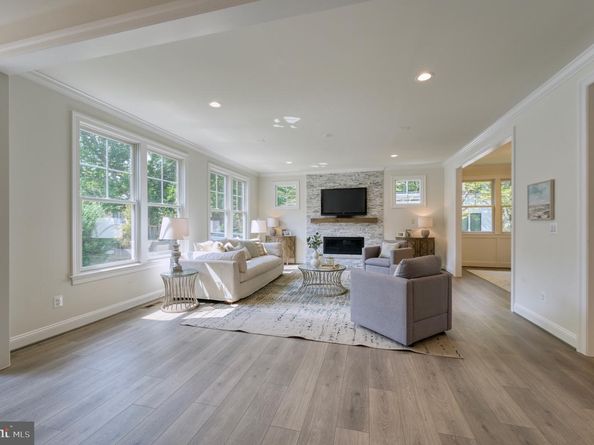 9353 Tovito, Fairfax VA 22031