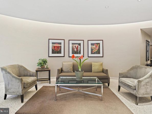 4101 Cathedral Avenue NW 711, Washington DC 20016