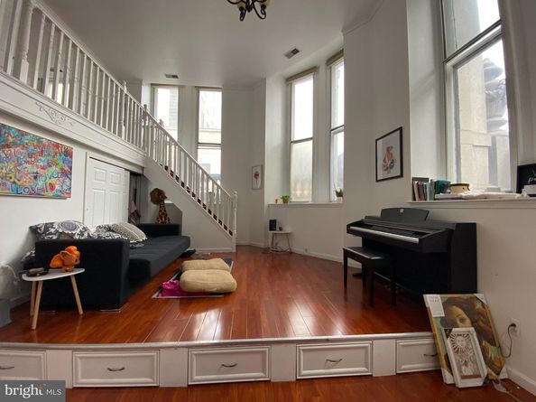 1001 Chestnut Street 403E, Philadelphia PA 19107
